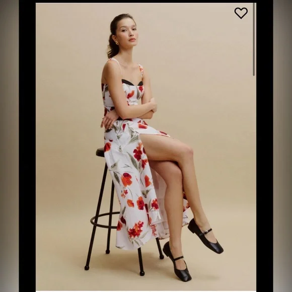 REFORMATION BEKKI LINEN DRESS - Picture 1 of 16